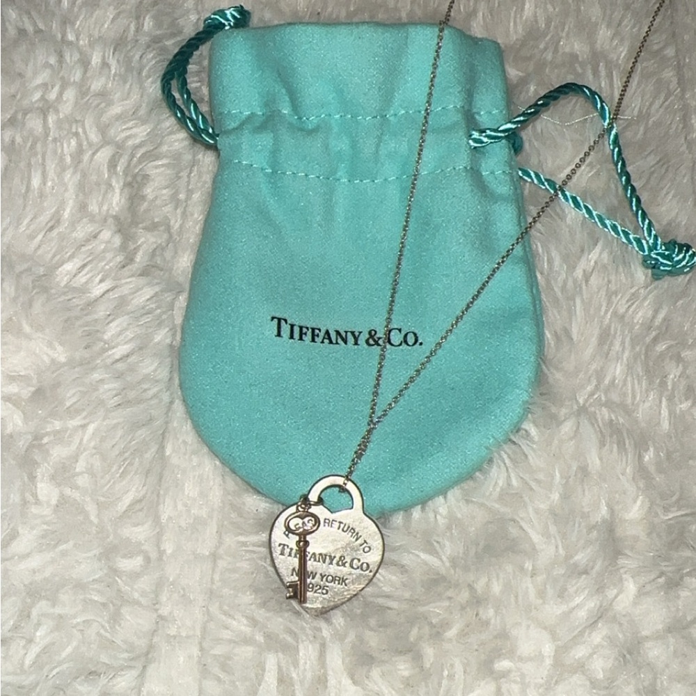 Tiffany’s heart tag and key necklace